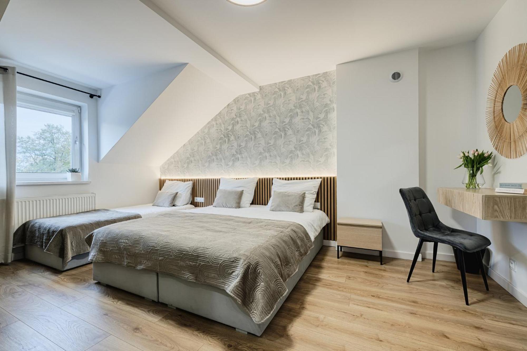 Gosciniec Zacisze I Blisko A2 Dabie-Uniejow I Restauracja住宿加早餐旅馆 外观 照片